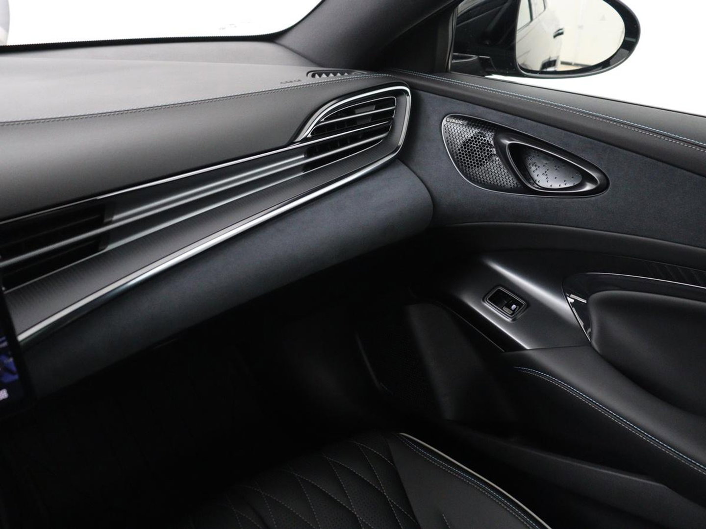 BYD Seal Design RWD 82.5 kW | SOH 95,9% | Panoramadak | Stoelventilatie | 360 Camera | Leder | Dynaudio | Adaptive cruise | Sfeerverlichting | Elektrische stoelen | Carplay | Full LED | Origineel NL