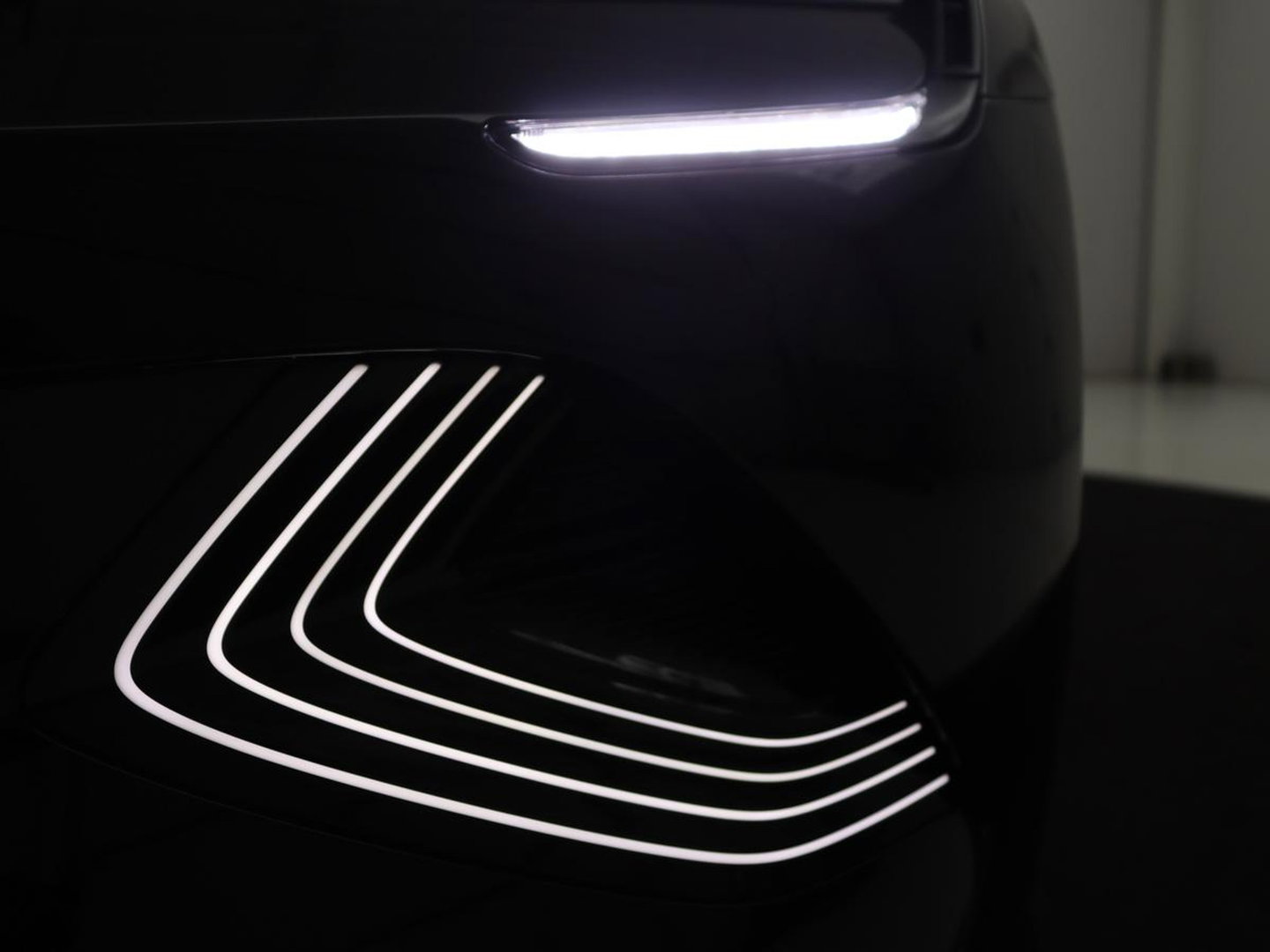 BYD Seal Design RWD 82.5 kW | SOH 95,9% | Panoramadak | Stoelventilatie | 360 Camera | Leder | Dynaudio | Adaptive cruise | Sfeerverlichting | Elektrische stoelen | Carplay | Full LED | Origineel NL