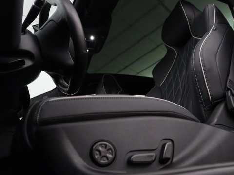 BYD Seal Design RWD 82.5 kW | SOH 95,9% | Panoramadak | Stoelventilatie | 360 Camera | Leder | Dynaudio | Adaptive cruise | Sfeerverlichting | Elektrische stoelen | Carplay | Full LED | Origineel NL
