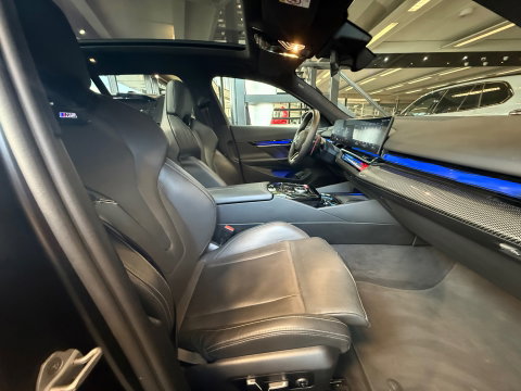 BMW 5 Serie Touring M5 BTW|Pano|Keramisch|Carbon|B&W|M Drive