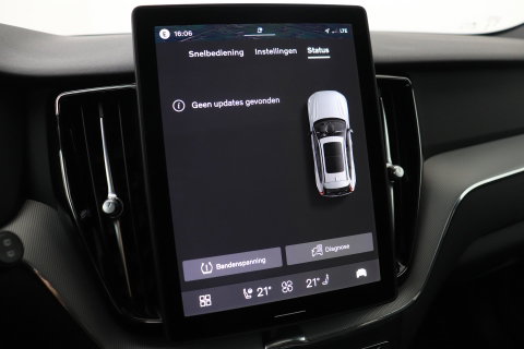Volvo XC60 T6 Plus Black Edition | Harman/Kardon | Pilot Assist | Panoramadak | 360° Camera | Head-Up | Stoel+Stuurverwarming | 21 Inch