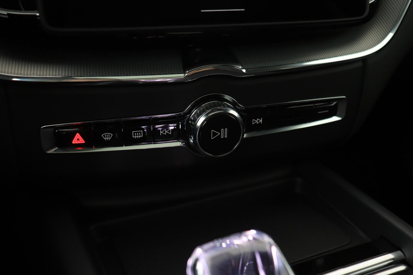 Volvo XC60 T6 Plus Black Edition | Harman/Kardon | Pilot Assist | Panoramadak | 360° Camera | Head-Up | Stoel+Stuurverwarming | 21 Inch