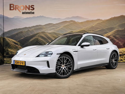 Porsche Taycan Sport Turismo Black Edition 105 kWh luchtvering l Pano l Massage l bijrijders scherm