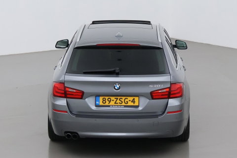 BMW 5 Serie Touring 530i Upgrade Edition | Panoramadak | Leder | Navigatie | Comfortstoelen+Memory | Stoelverwarming | Xenon | Getint Glas