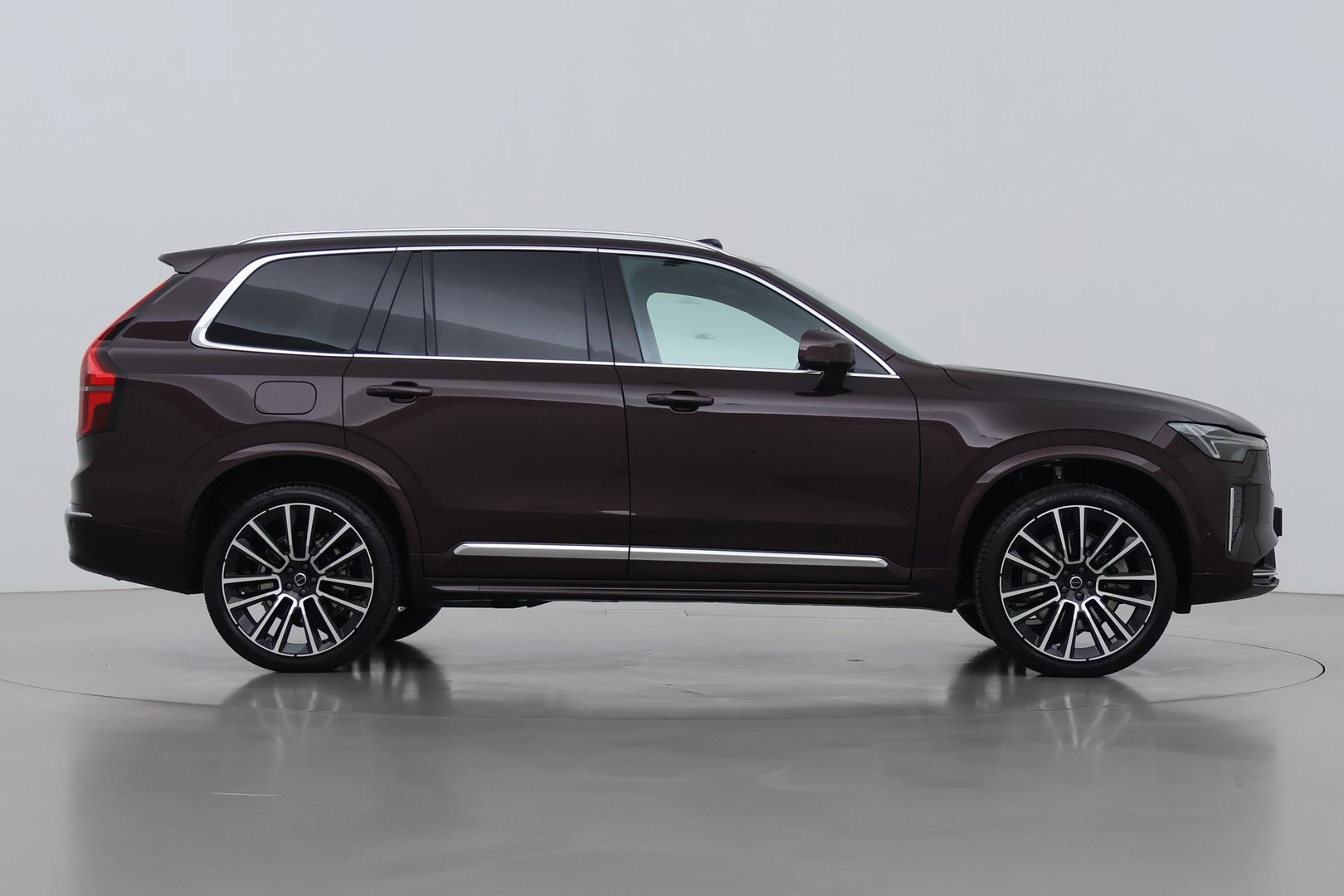 Volvo XC90 T8 Ultra Bright | Bowers&Wilkins | Luchtvering | Panoramadak | 360° Camera | Trekhaak | Massage | Head-Up | 22 Inch