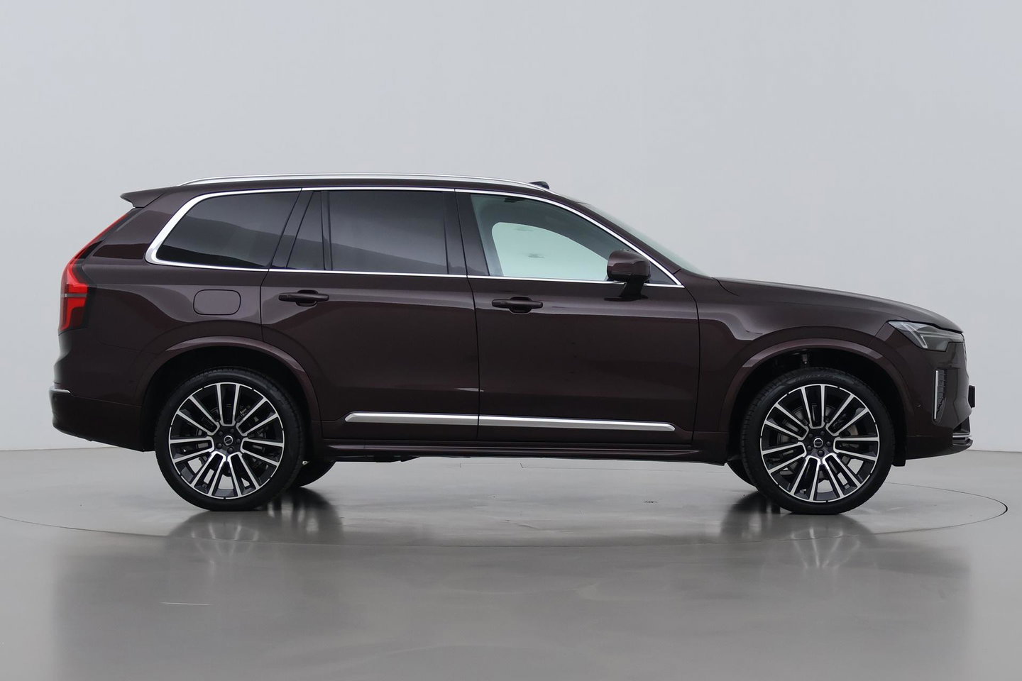 Volvo XC90 T8 Ultra Bright | Bowers&Wilkins | Luchtvering | Panoramadak | 360° Camera | Trekhaak | Massage | Head-Up | 22 Inch