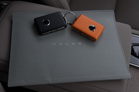 Volvo XC90 T8 Ultra Bright | Bowers&Wilkins | Luchtvering | Panoramadak | 360° Camera | Trekhaak | Massage | Head-Up | 22 Inch