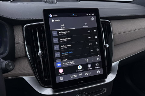 Volvo XC90 T8 Ultra Bright | Bowers&Wilkins | Luchtvering | Panoramadak | 360° Camera | Trekhaak | Massage | Head-Up | 22 Inch