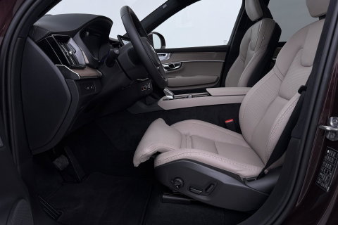 Volvo XC90 T8 Ultra Bright | Bowers&Wilkins | Luchtvering | Panoramadak | 360° Camera | Trekhaak | Massage | Head-Up | 22 Inch