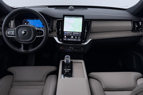 Volvo XC90 T8 Ultra Bright | Bowers&Wilkins | Luchtvering | Panoramadak | 360° Camera | Trekhaak | Massage | Head-Up | 22 Inch