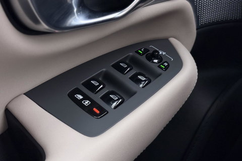 Volvo XC90 T8 Ultra Bright | Bowers&Wilkins | Luchtvering | Panoramadak | 360° Camera | Trekhaak | Massage | Head-Up | 22 Inch