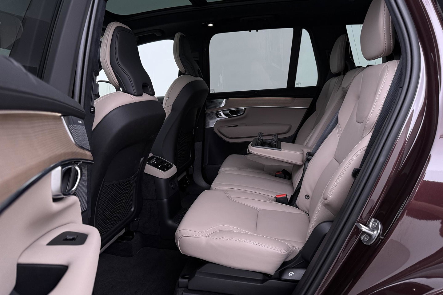 Volvo XC90 T8 Ultra Bright | Bowers&Wilkins | Luchtvering | Panoramadak | 360° Camera | Trekhaak | Massage | Head-Up | 22 Inch