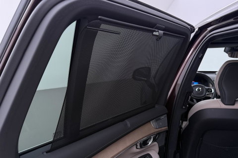 Volvo XC90 T8 Ultra Bright | Bowers&Wilkins | Luchtvering | Panoramadak | 360° Camera | Trekhaak | Massage | Head-Up | 22 Inch