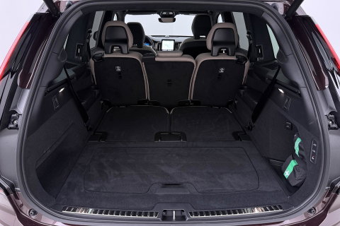 Volvo XC90 T8 Ultra Bright | Bowers&Wilkins | Luchtvering | Panoramadak | 360° Camera | Trekhaak | Massage | Head-Up | 22 Inch