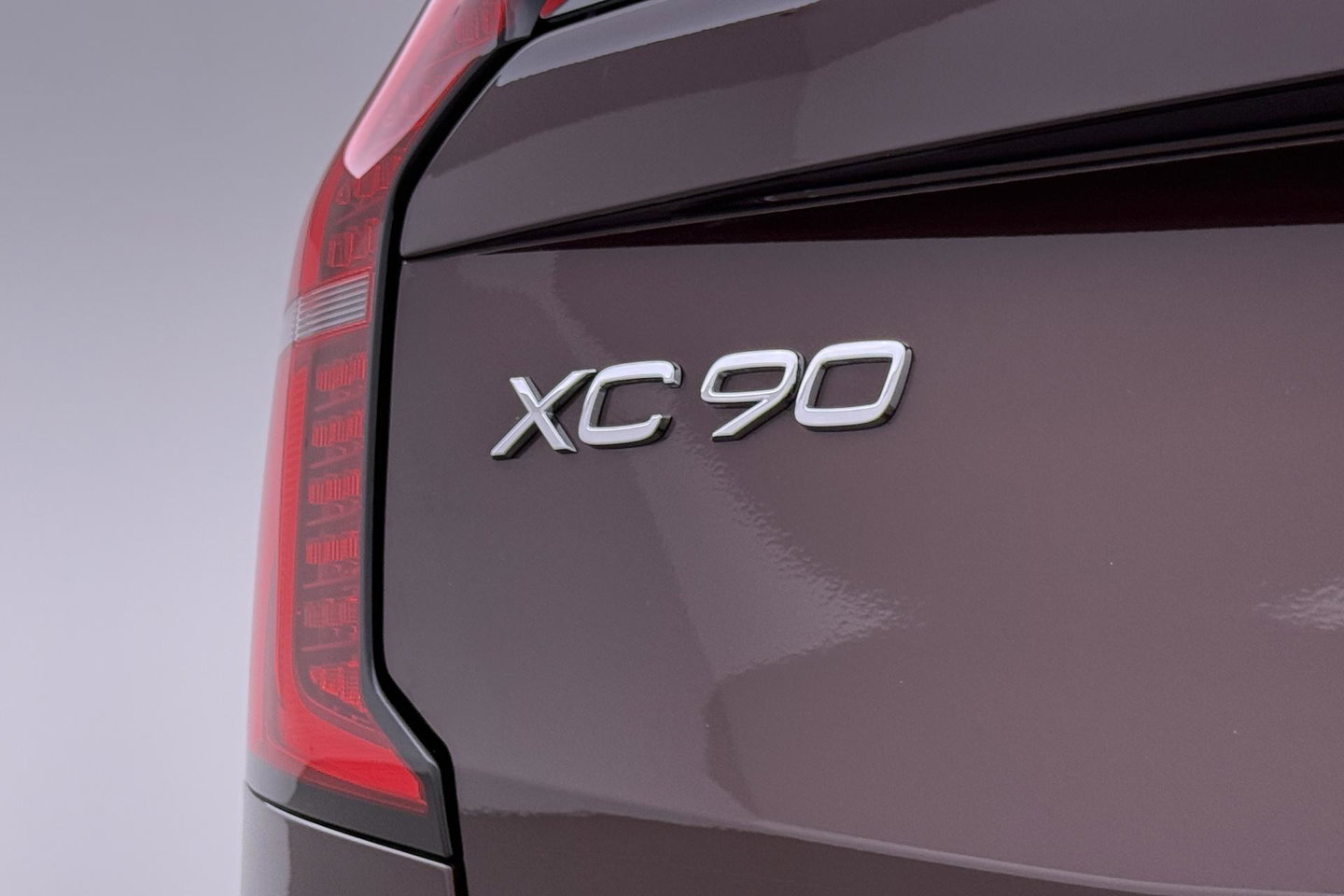 Volvo XC90 T8 Ultra Bright | Bowers&Wilkins | Luchtvering | Panoramadak | 360° Camera | Trekhaak | Massage | Head-Up | 22 Inch