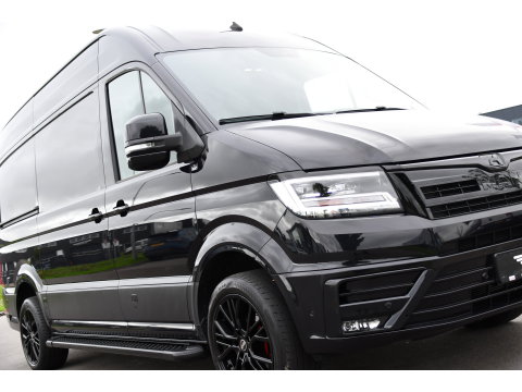 MAN TGE 3.180 35 2.0 L3H3 Black Edition Full Options! Adaptieve Cruise, Camera, Carplay, LED, 2 x Schuifdeur, Leder, Clima, Stoelverwarming, Automaat, 177pk, Uniek!