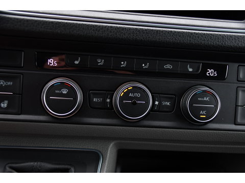 MAN TGE 3.180 35 2.0 L3H3 Black Edition Full Options! Adaptieve Cruise, Camera, Carplay, LED, 2 x Schuifdeur, Leder, Clima, Stoelverwarming, Automaat, 177pk, Uniek!