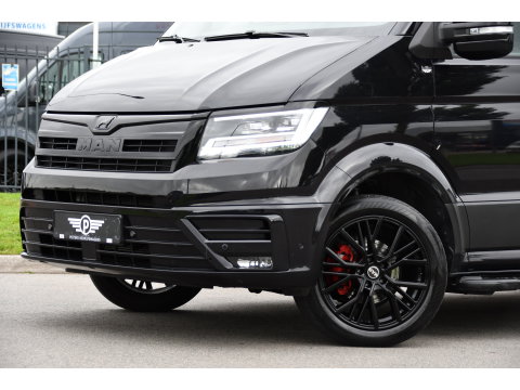 MAN TGE 3.180 35 2.0 L3H3 Black Edition Full Options! Adaptieve Cruise, Camera, Carplay, LED, 2 x Schuifdeur, Leder, Clima, Stoelverwarming, Automaat, 177pk, Uniek!