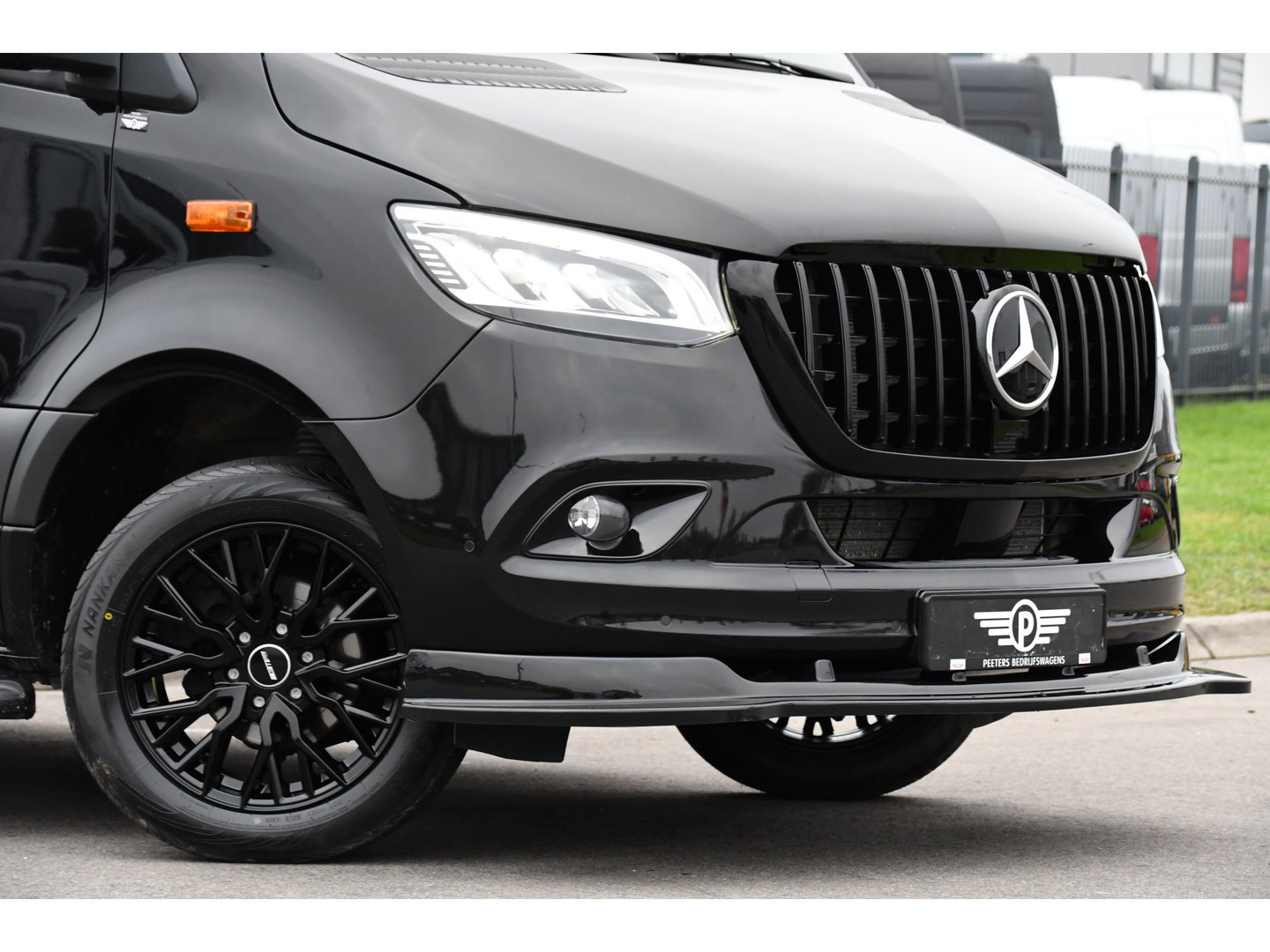 Mercedes-Benz Sprinter 317 1.9 CDI L2H2 RWD AMG Black Edition FACELIFT! Camera, Cruise, Carplay, LED, Multimedia, 170pk, NAVI, Automaat, Uniek!