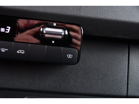 Mercedes-Benz Sprinter 319 V6 3.0 CDI L3H2 Black Edition Adaptieve Cruise, 360 Camera, Carplay, LED, Voorruit verwarming, Automaat, 10,5'' Mbux, NAVI, 2 x Geveerde stoel, Uniek!