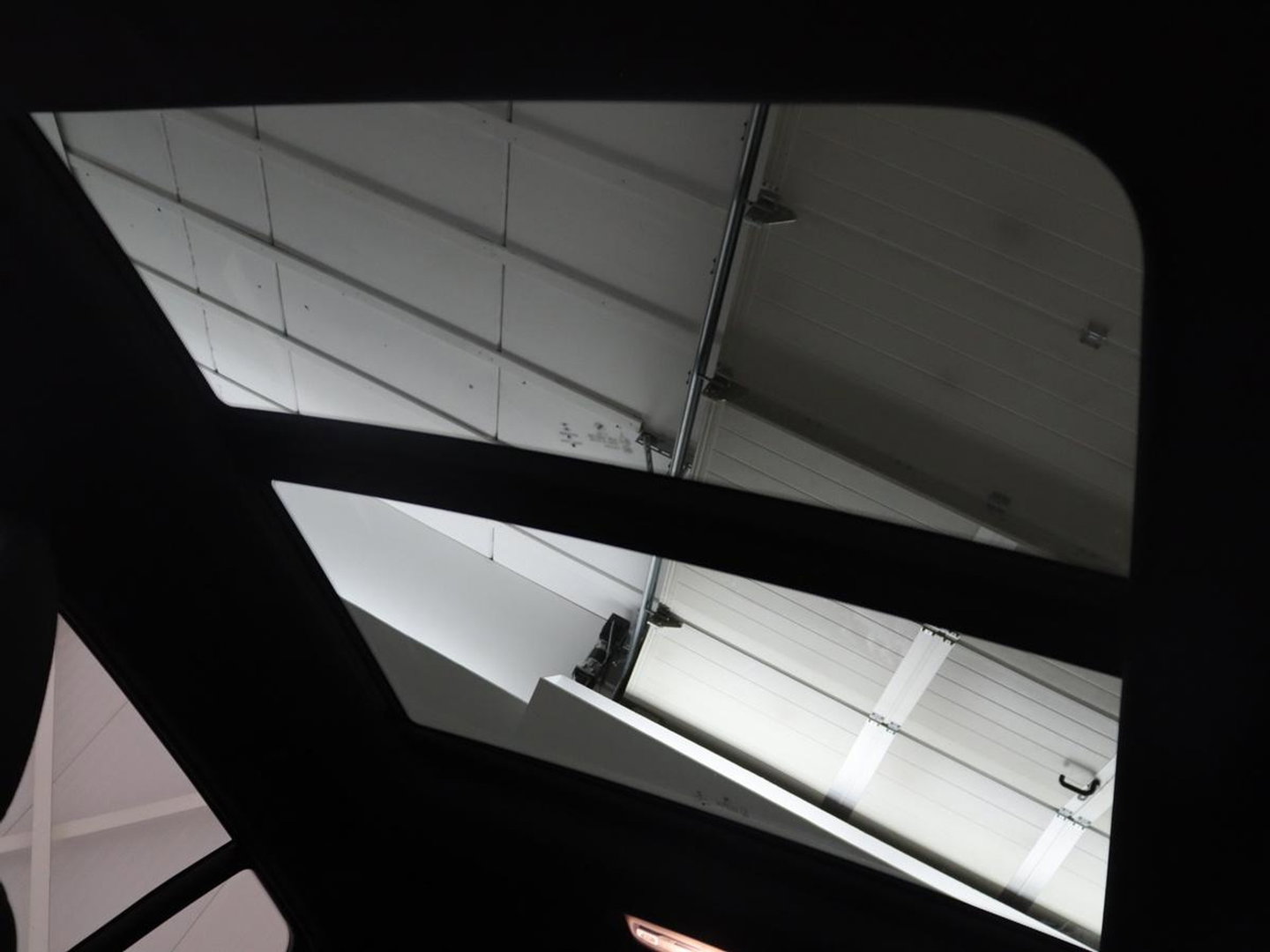 BMW X2 xDrive25e High Executive | Pano-Dak | Stoelverwarming | LED | Navigatie |