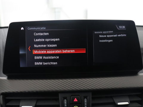 BMW X2 xDrive25e High Executive | Pano-Dak | Stoelverwarming | LED | Navigatie |