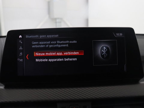 BMW X2 xDrive25e High Executive | Pano-Dak | Stoelverwarming | LED | Navigatie |