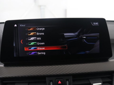 BMW X2 xDrive25e High Executive | Pano-Dak | Stoelverwarming | LED | Navigatie |