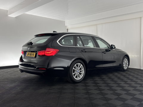 BMW 3 Serie Touring 320d EDE Corporate Lease Essential Aut. *PANO | FULL-LEATHER | FULL-LED | NAVI-FULLMAP | HEATED-COMFORTSEATS | HIFI-SOUND | ECC | PDC | CRUISE | 16''ALU*