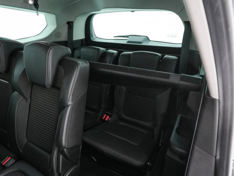Renault Grand Scénic 1.2 TCe Intens [ 7-Pers. ] *LEATHER-FABRIC | DIGI-COCKPIT | DAB | KEYLESS | CAMERA | NAVI-FULLMAP | PRIVACY-GLASS | ECC | PDC | TOWBAR | AMBIENTLIGHT | BLINDSPOT | LANE-ASSIST | 20''ALU *