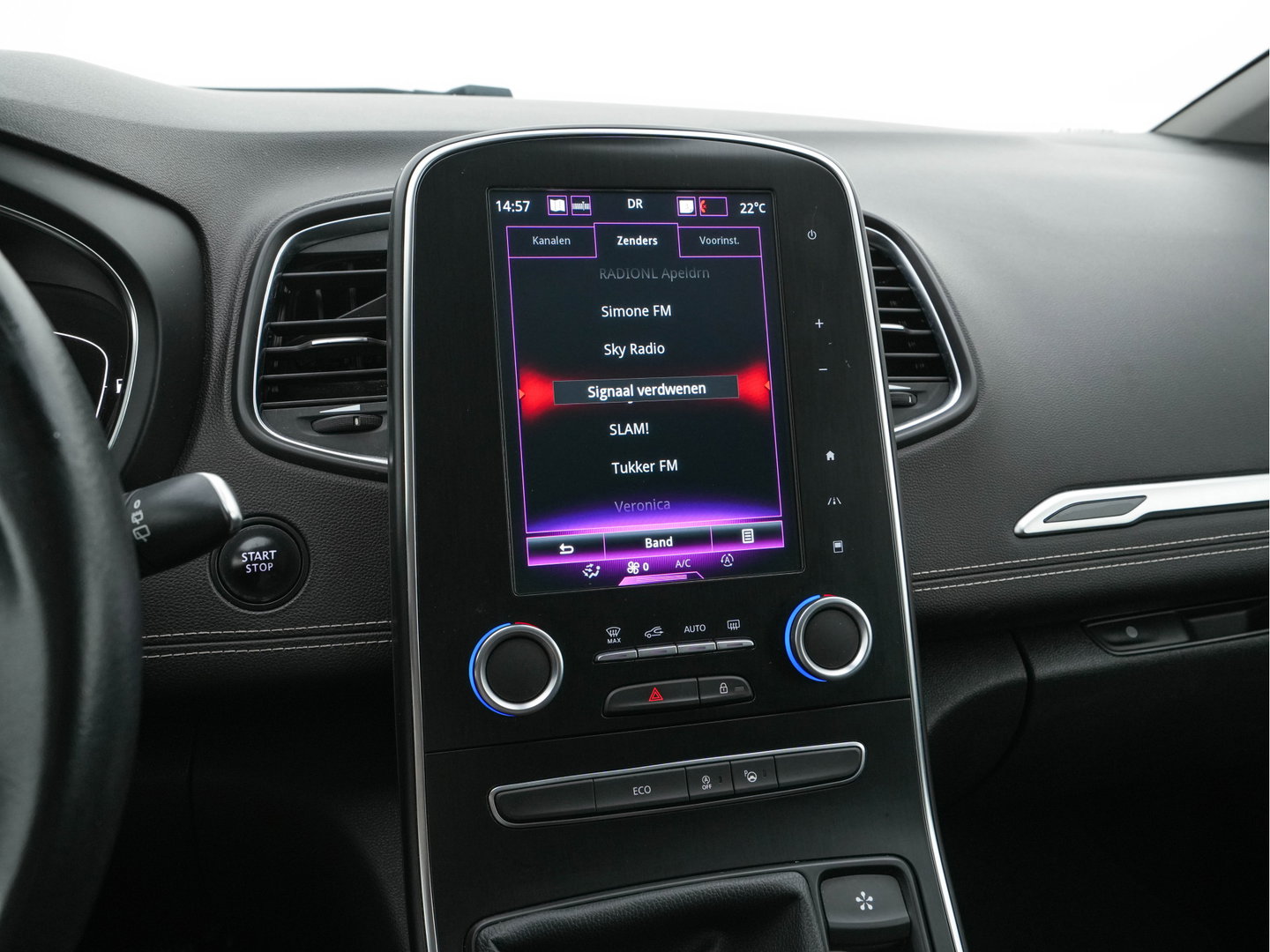 Renault Grand Scénic 1.2 TCe Intens [ 7-Pers. ] *LEATHER-FABRIC | DIGI-COCKPIT | DAB | KEYLESS | CAMERA | NAVI-FULLMAP | PRIVACY-GLASS | ECC | PDC | TOWBAR | AMBIENTLIGHT | BLINDSPOT | LANE-ASSIST | 20''ALU *