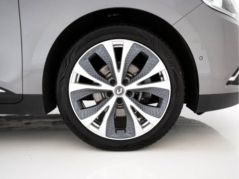 Renault Grand Scénic 1.2 TCe Intens [ 7-Pers. ] *LEATHER-FABRIC | DIGI-COCKPIT | DAB | KEYLESS | CAMERA | NAVI-FULLMAP | PRIVACY-GLASS | ECC | PDC | TOWBAR | AMBIENTLIGHT | BLINDSPOT | LANE-ASSIST | 20''ALU *
