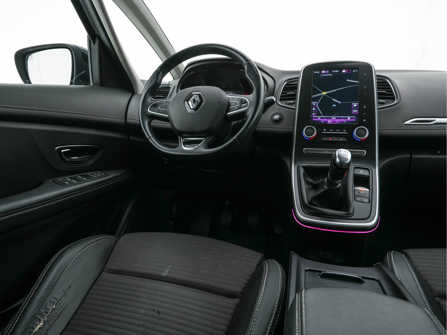 Renault Grand Scénic 1.2 TCe Intens [ 7-Pers. ] *LEATHER-FABRIC | DIGI-COCKPIT | DAB | KEYLESS | CAMERA | NAVI-FULLMAP | PRIVACY-GLASS | ECC | PDC | TOWBAR | AMBIENTLIGHT | BLINDSPOT | LANE-ASSIST | 20''ALU *