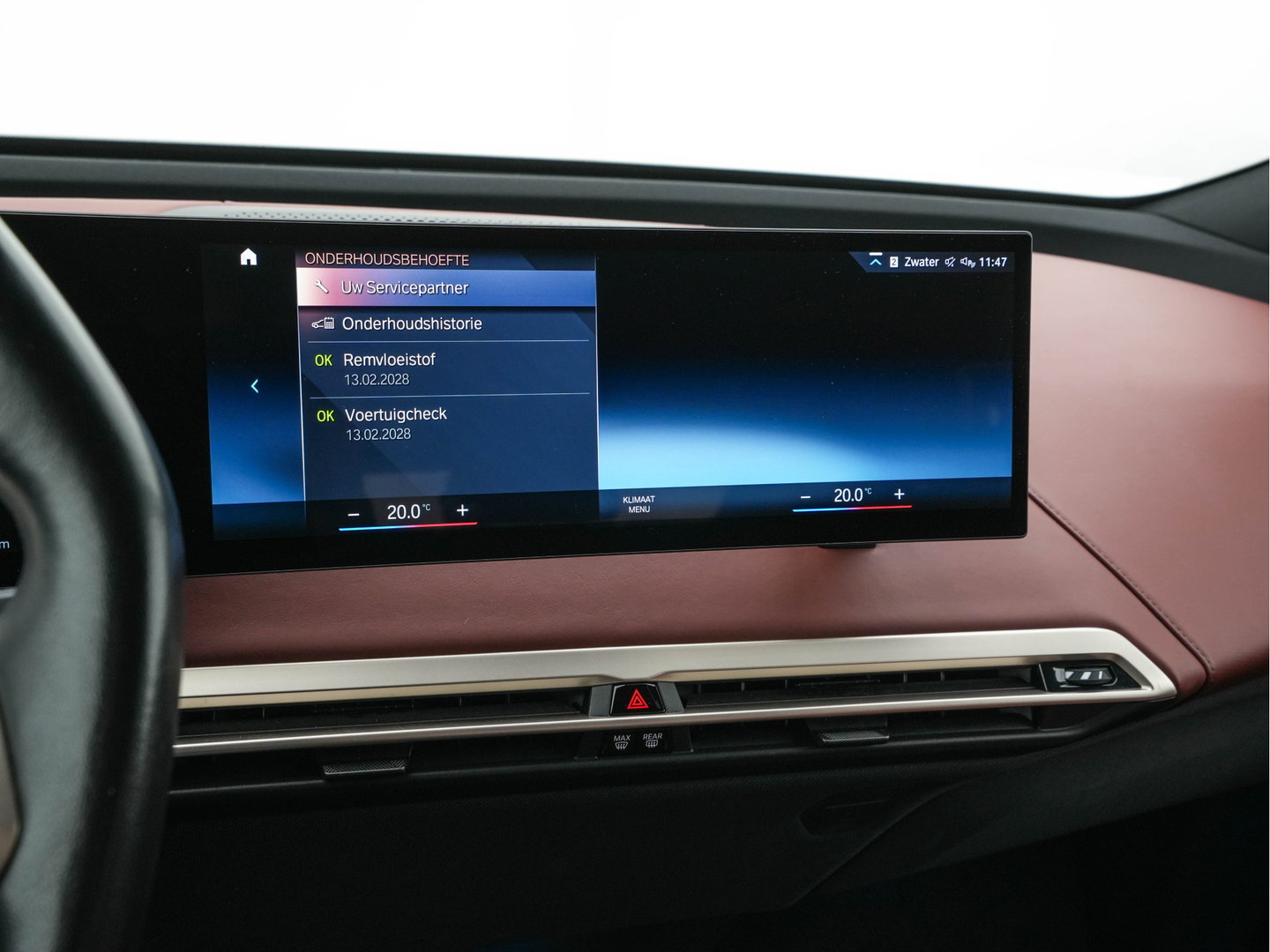 BMW iX xDrive40 High Executive 77 kWh AWD [ 3-Fase-11kW ] {SoH-100%} (INCL-BTW) *LEATHER | TOPVIEW | FULL-LED | MEMORY-PACK | HARMAN/KARDON | BLINDSPOT | WIDESCREEN-COCKPIT | HEATED-COMFORTSEATS | DAB | AMBIENTLIGHT | NAVI-FULLMAP | TOWBAR | HEAD-UP | 21''ALU*