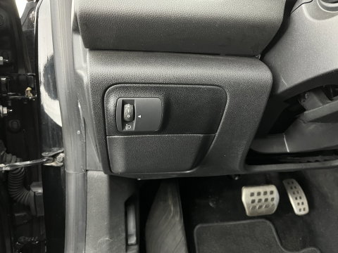Renault Mégane Estate 1.6 TCe GT Aut. *FULL-LED | NAVI-FULLMAP | BOSE-SOUND | DIGI-COCKPIT | SPORT-SEATS | SHIFT-PADDLES | DAB+ | KEYLESS | PRIVACY-GLASS | ECC | PDC | CRUISE | 18''ALU*