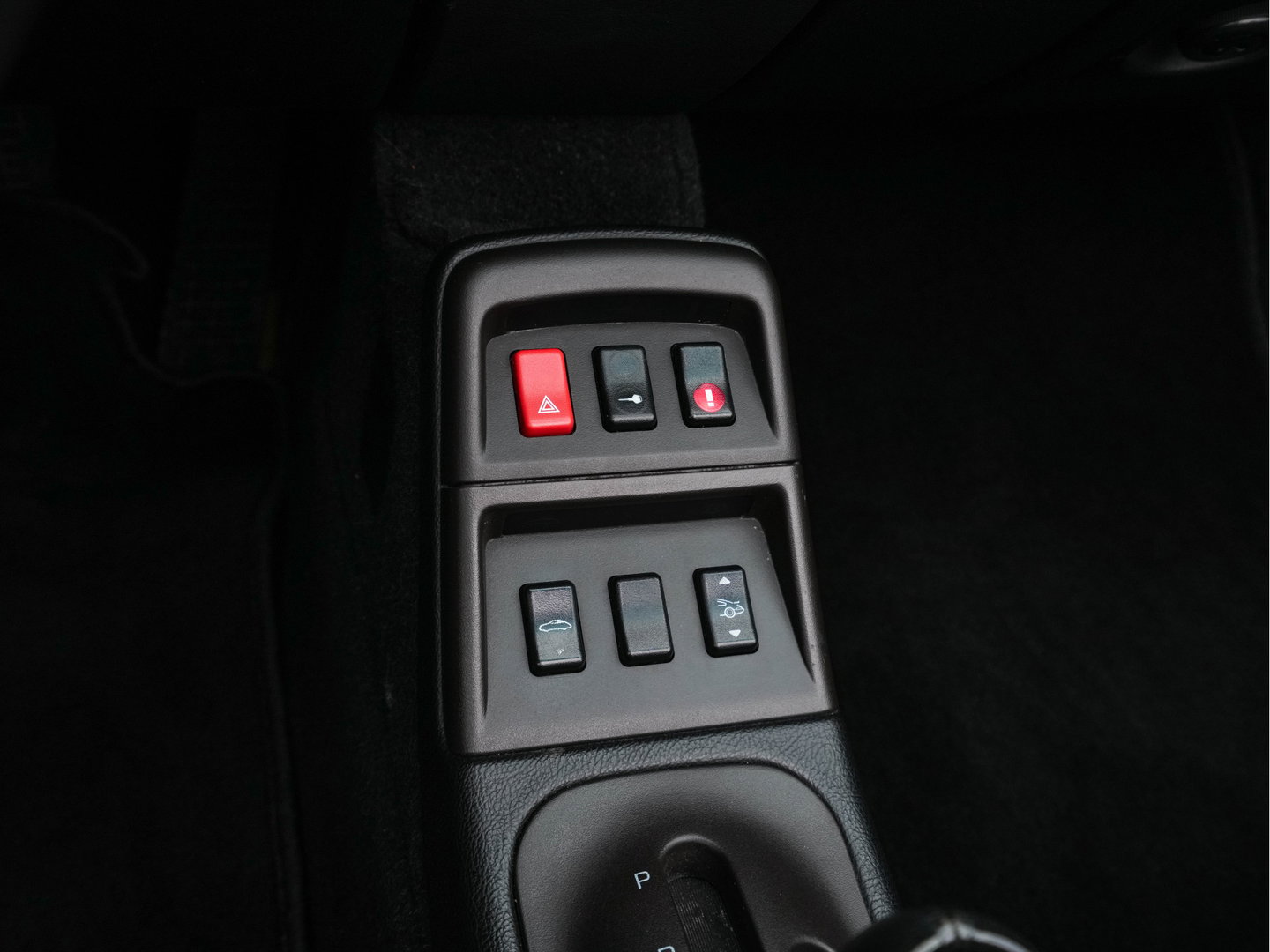 Porsche 911 Cabrio 993 Carrera Aut. *CABRIO | LEATHER | TIPTRONIC | AIRCO | CRUISE | SHIFTPADDLES | ALU-WHEELS | PORSCHE-RADIO/CD | LITRONIC-XENON*