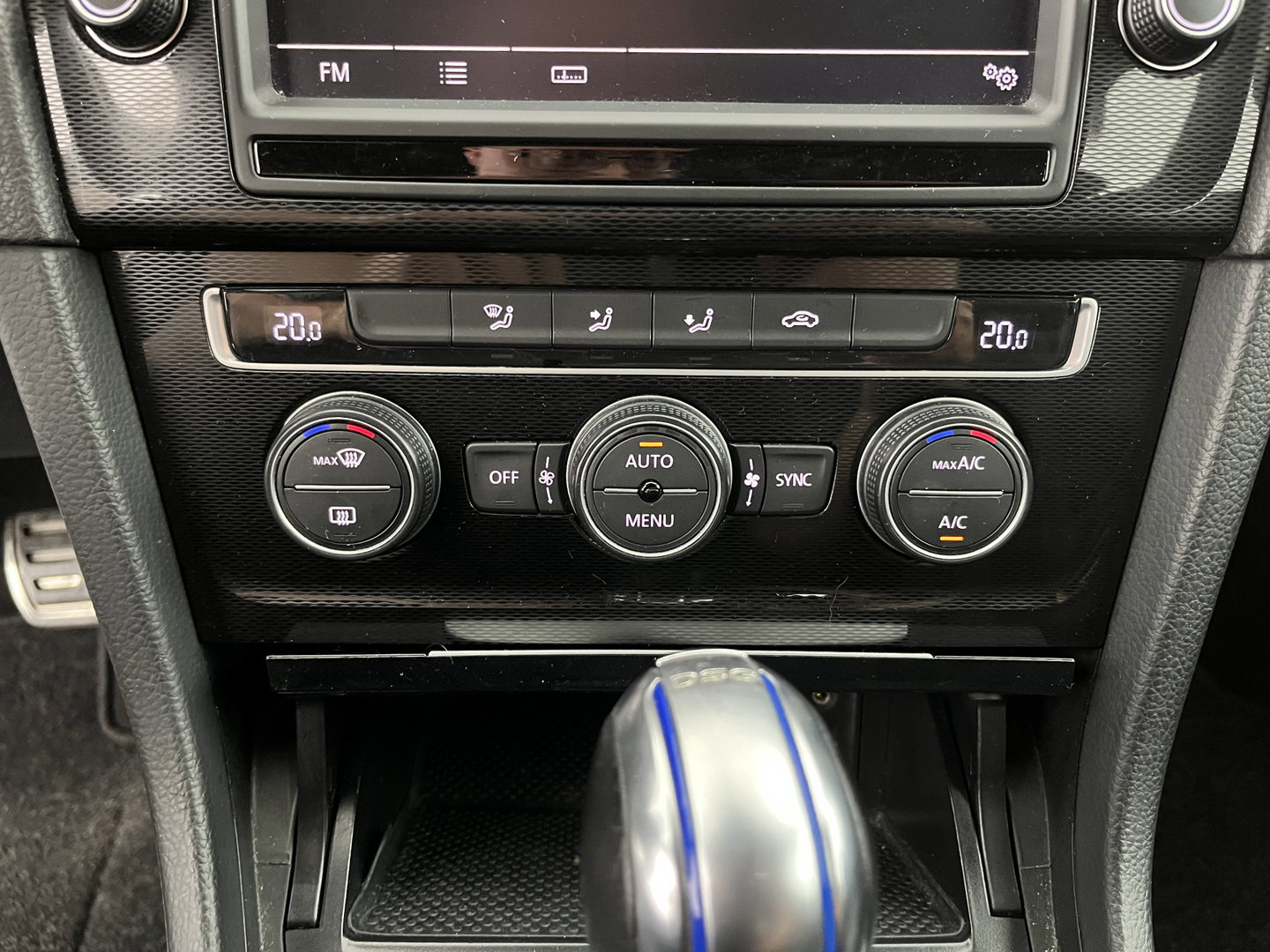 Volkswagen Golf 1.4 TSI GTE (Plug-In) Aut. *FULL-LED | NAVI-FULLMAP | SPORTSEATS | DAB+ | ECC | CRUISE | PRIVACY-GLASS | PARKPILOT | SHIFTPADDLES | AMBIENT-LIGHT | 16" ALU*