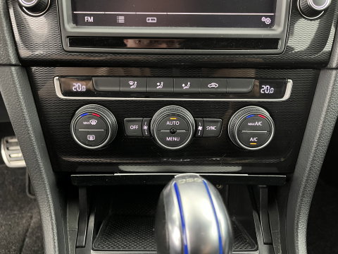 Volkswagen Golf 1.4 TSI GTE (Plug-In) Aut. *FULL-LED | NAVI-FULLMAP | SPORTSEATS | DAB+ | ECC | CRUISE | PRIVACY-GLASS | PARKPILOT | SHIFTPADDLES | AMBIENT-LIGHT | 16" ALU*