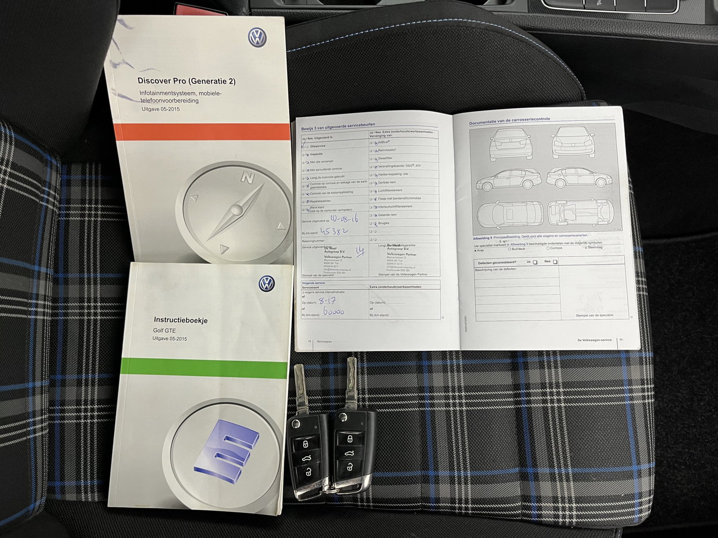 Volkswagen Golf 1.4 TSI GTE (Plug-In) Aut. *FULL-LED | NAVI-FULLMAP | SPORTSEATS | DAB+ | ECC | CRUISE | PRIVACY-GLASS | PARKPILOT | SHIFTPADDLES | AMBIENT-LIGHT | 16" ALU*