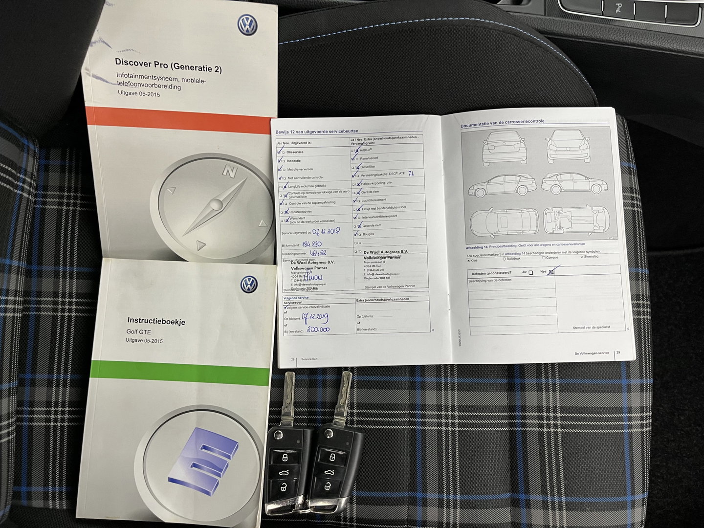 Volkswagen Golf 1.4 TSI GTE (Plug-In) Aut. *FULL-LED | NAVI-FULLMAP | SPORTSEATS | DAB+ | ECC | CRUISE | PRIVACY-GLASS | PARKPILOT | SHIFTPADDLES | AMBIENT-LIGHT | 16" ALU*