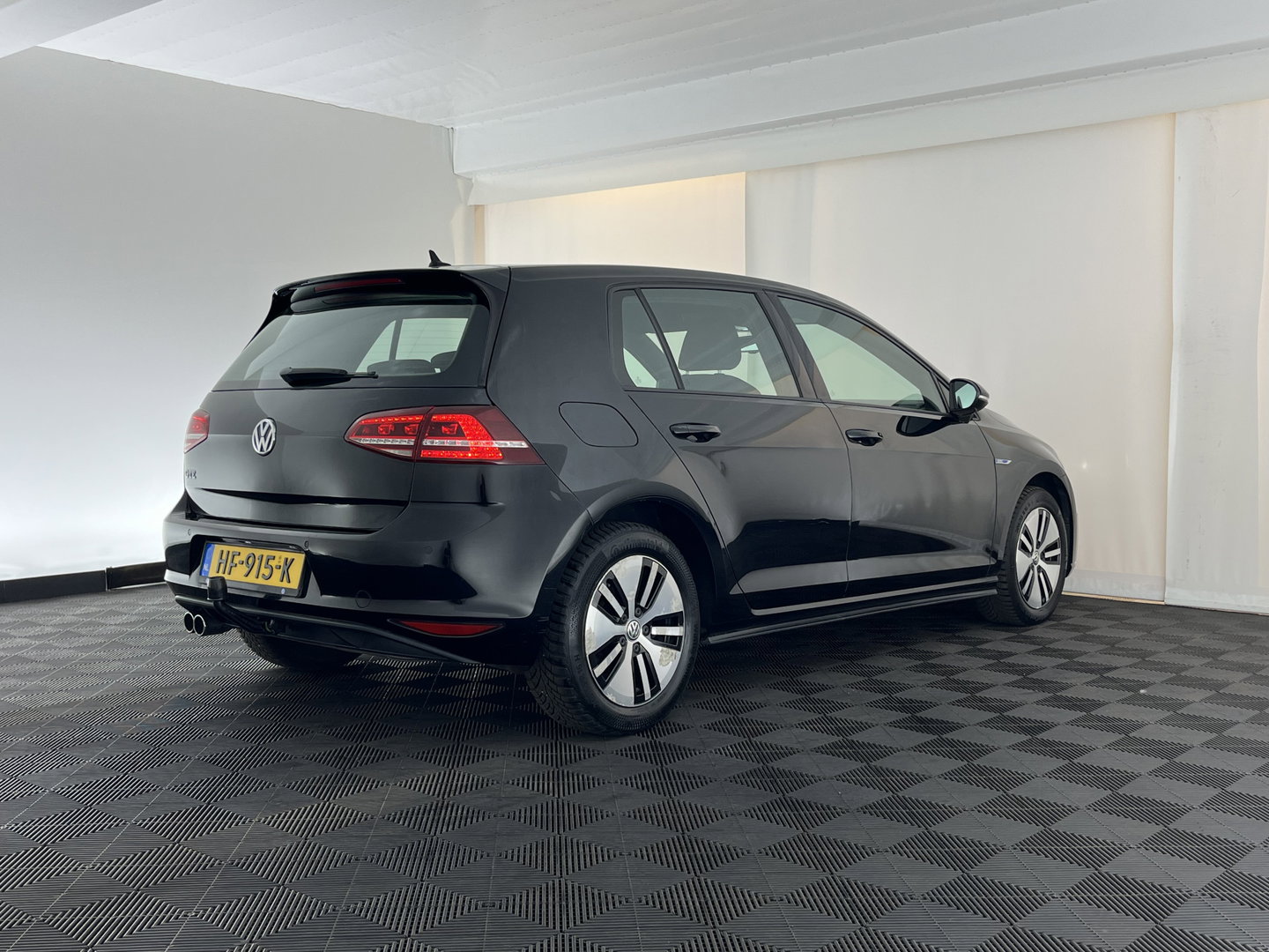 Volkswagen Golf 1.4 TSI GTE (Plug-In) Aut. *FULL-LED | NAVI-FULLMAP | SPORTSEATS | DAB+ | ECC | CRUISE | PRIVACY-GLASS | PARKPILOT | SHIFTPADDLES | AMBIENT-LIGHT | 16" ALU*