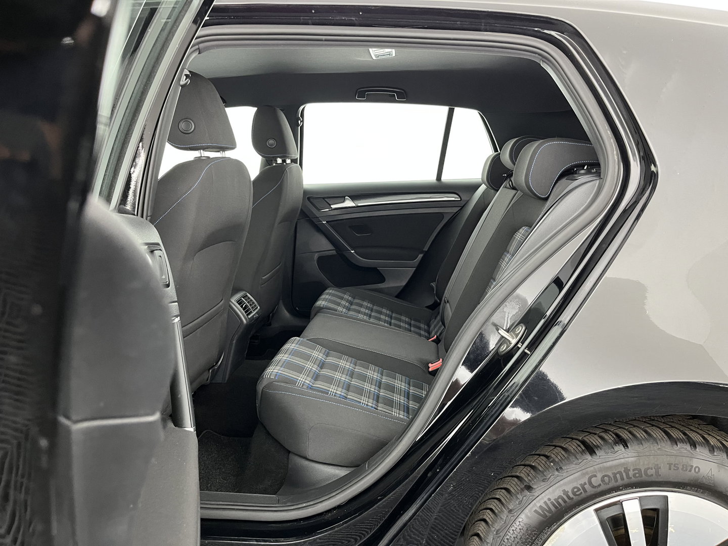 Volkswagen Golf 1.4 TSI GTE (Plug-In) Aut. *FULL-LED | NAVI-FULLMAP | SPORTSEATS | DAB+ | ECC | CRUISE | PRIVACY-GLASS | PARKPILOT | SHIFTPADDLES | AMBIENT-LIGHT | 16" ALU*