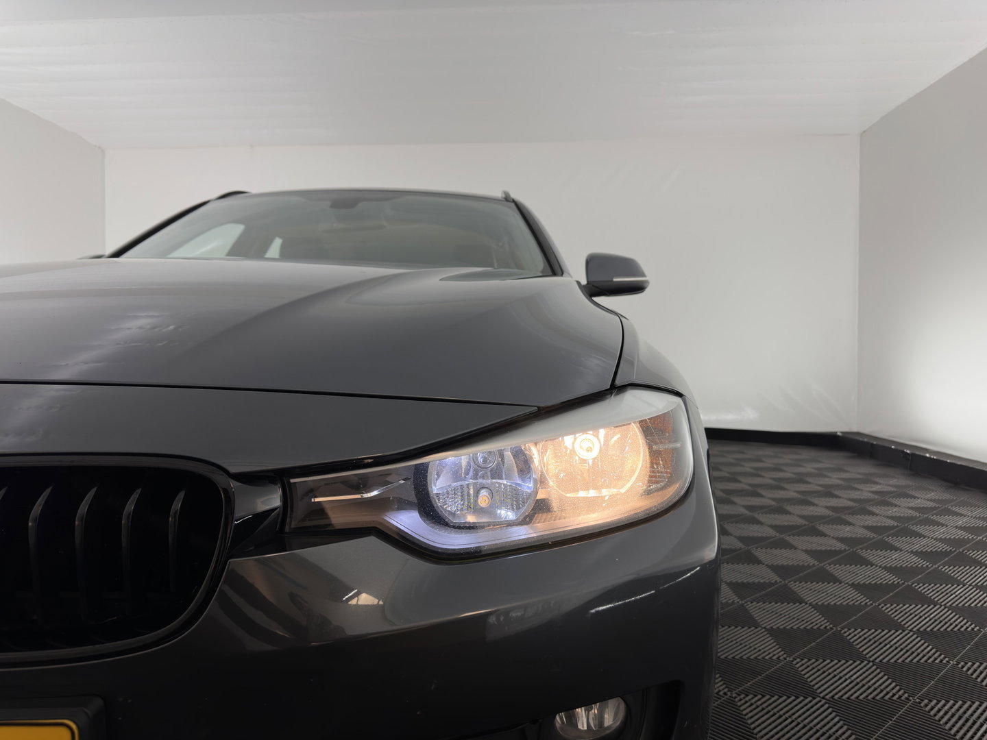 BMW 3 Serie Touring 316d High Executive *FULL-LEATHER | NAVI-FULLMAP | HEATED-COMFORTSEATS | AIRCO | CRUISE | PDC | 17''ALU*