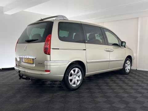 Peugeot 807 2.0 HDiF ST [ 7-Pers. ] Aut. *NAVI-FULLMAP | XENON | VELOURS-COMFORT-SEATS | HEATED-SEATS | ECC | PDC | CRUISE | TOWBAR | 16''ALU*