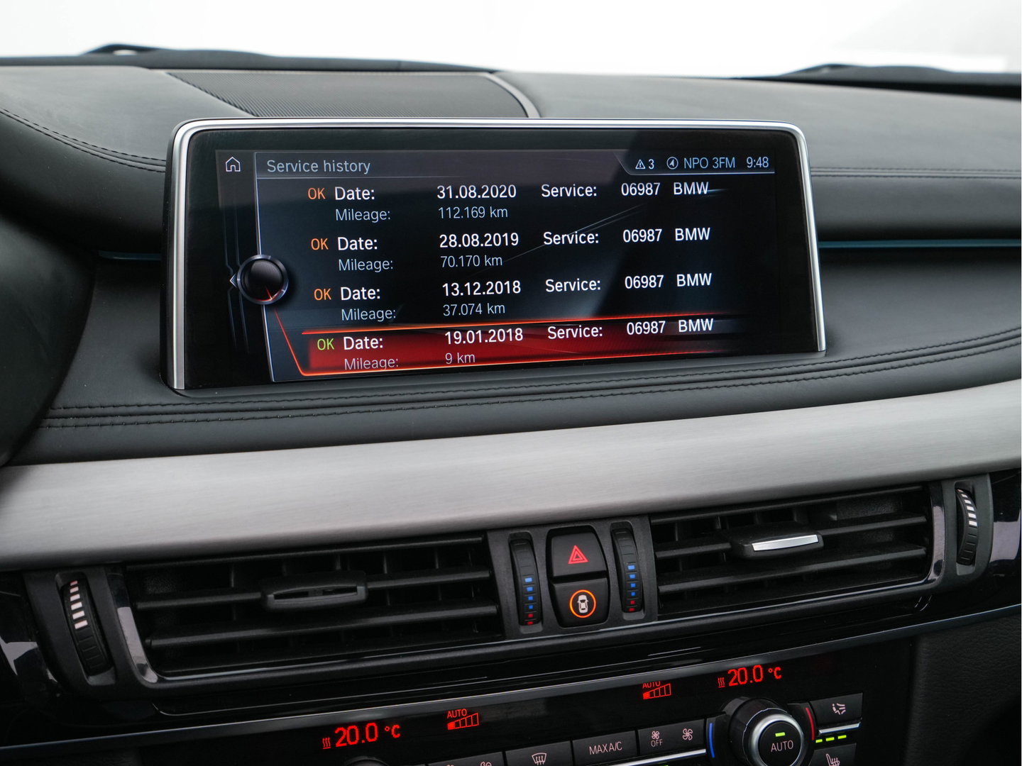 BMW X5 xDrive30d M-Sportpack High Executive Aut. *PANO | LEATHER | FULL-LED | HARMAN/KARDON | HEAD-UP | MEMORY-PACK | DIGI-COCKPIT | KEYLESS | CAMERA | NAVI-FULLMAP | AMBIENTLIGHT | HEATED-COMFORTSEATS | SHIFT-PADDLES | 20"ALU*