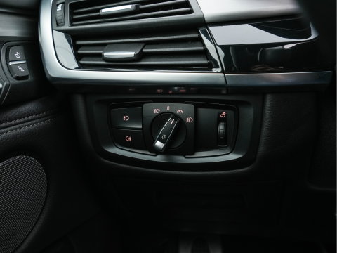 BMW X5 xDrive30d M-Sportpack High Executive Aut. *PANO | LEATHER | FULL-LED | HARMAN/KARDON | HEAD-UP | MEMORY-PACK | DIGI-COCKPIT | KEYLESS | CAMERA | NAVI-FULLMAP | AMBIENTLIGHT | HEATED-COMFORTSEATS | SHIFT-PADDLES | 20"ALU*