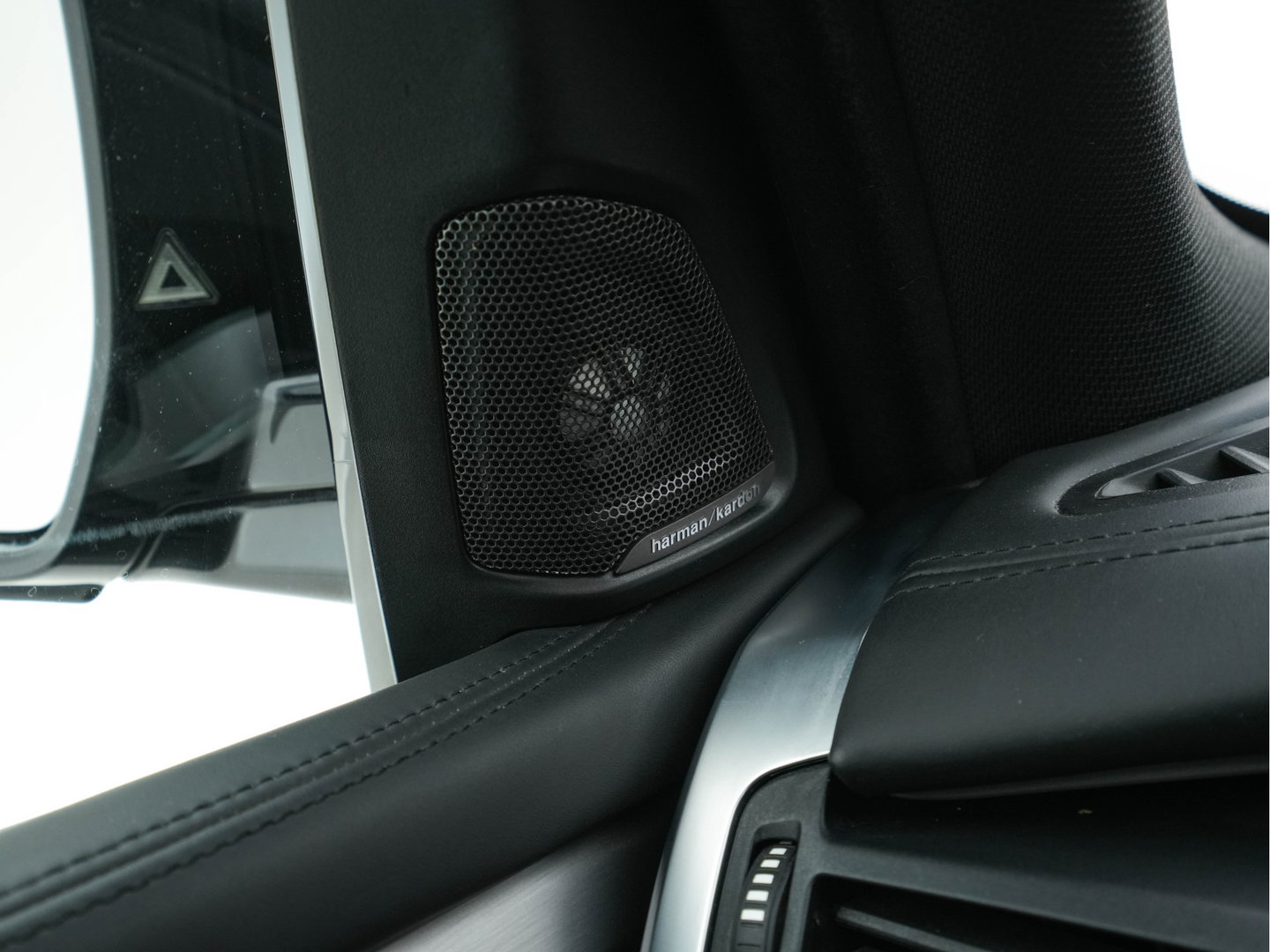 BMW X5 xDrive30d M-Sportpack High Executive Aut. *PANO | LEATHER | FULL-LED | HARMAN/KARDON | HEAD-UP | MEMORY-PACK | DIGI-COCKPIT | KEYLESS | CAMERA | NAVI-FULLMAP | AMBIENTLIGHT | HEATED-COMFORTSEATS | SHIFT-PADDLES | 20"ALU*