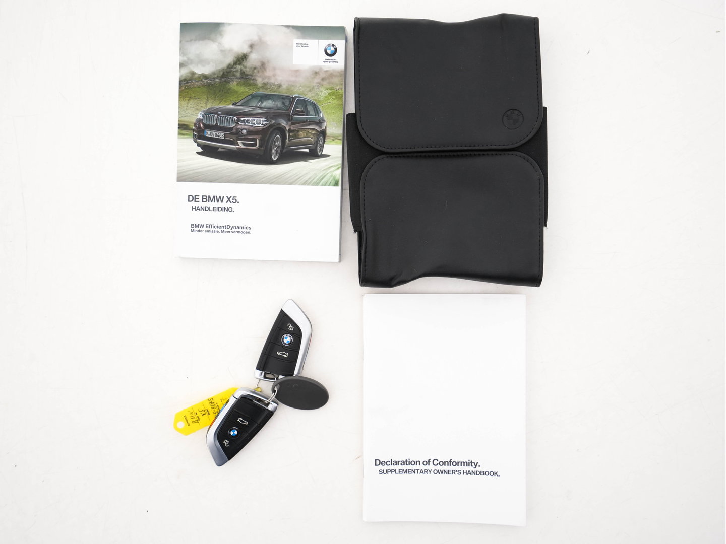 BMW X5 xDrive30d M-Sportpack High Executive Aut. *PANO | LEATHER | FULL-LED | HARMAN/KARDON | HEAD-UP | MEMORY-PACK | DIGI-COCKPIT | KEYLESS | CAMERA | NAVI-FULLMAP | AMBIENTLIGHT | HEATED-COMFORTSEATS | SHIFT-PADDLES | 20"ALU*