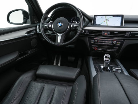 BMW X5 xDrive30d M-Sportpack High Executive Aut. *PANO | LEATHER | FULL-LED | HARMAN/KARDON | HEAD-UP | MEMORY-PACK | DIGI-COCKPIT | KEYLESS | CAMERA | NAVI-FULLMAP | AMBIENTLIGHT | HEATED-COMFORTSEATS | SHIFT-PADDLES | 20"ALU*