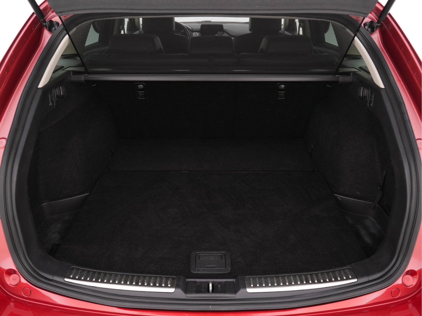 Mazda 6 Sportbreak 2.2D SkyActiv-D 150 Skylease GT (INCL-BTW) *LEATHER | FULL-LED | NAVI-FULLMAP | MEMORY-PACK | BOSE-AUDIO | BLIND-SPOT | CAMERA | KEYLESS | ECC | HEATED-SPORTSEATS | PDC | CRUISE | 17"ALU*